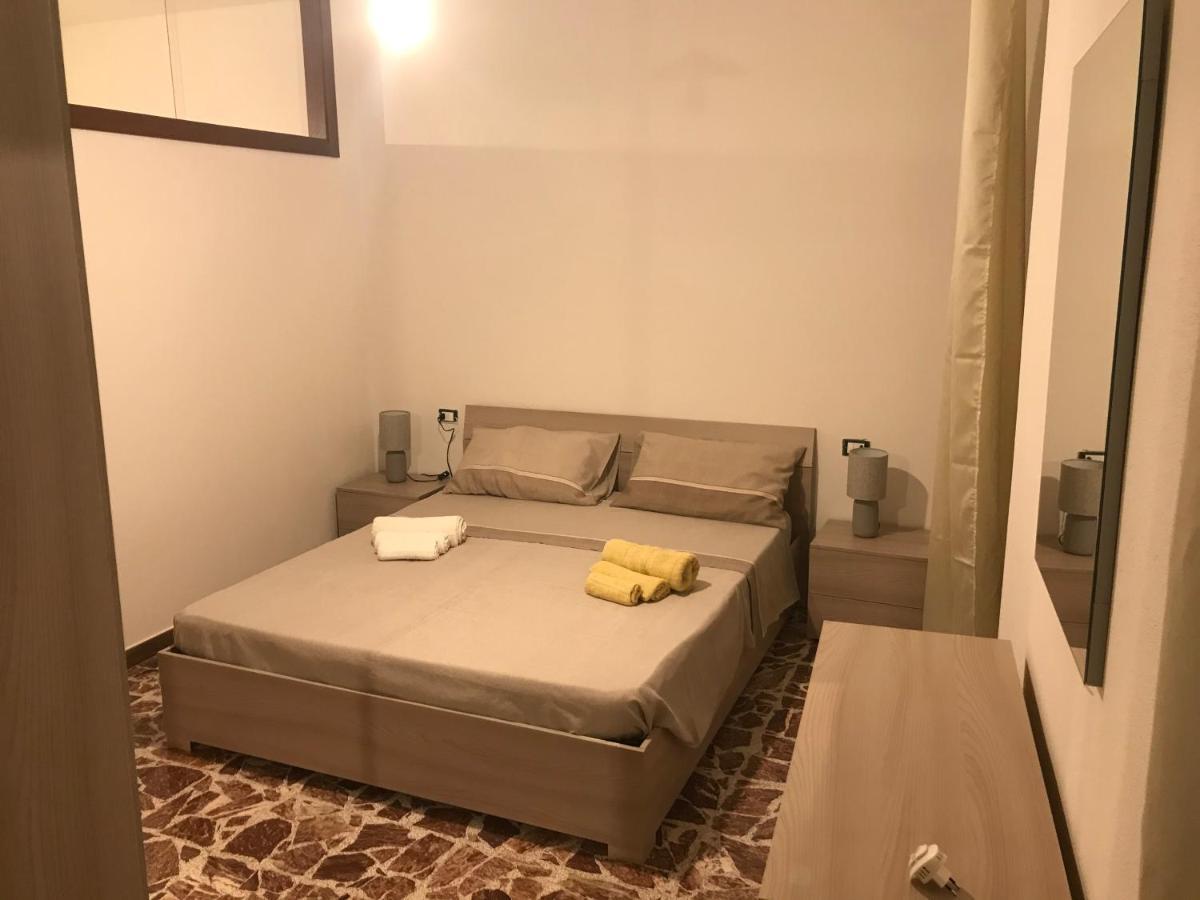 Da Piero E Lidia Apartment Iglesias Ngoại thất bức ảnh